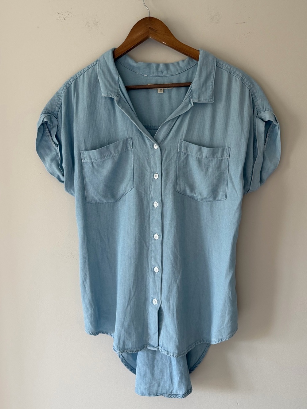 Harper Light Blue Lyocell Button-Front Short Sleeve Shirt Size Medium